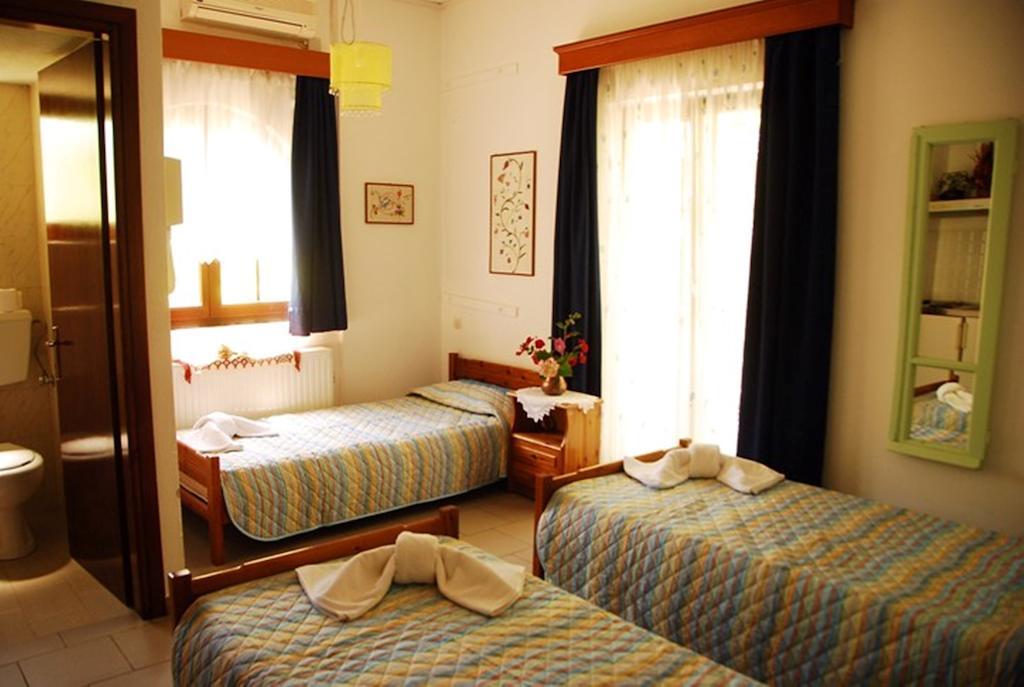 Atzanou Rooms Kamariotissa Pokoj fotografie